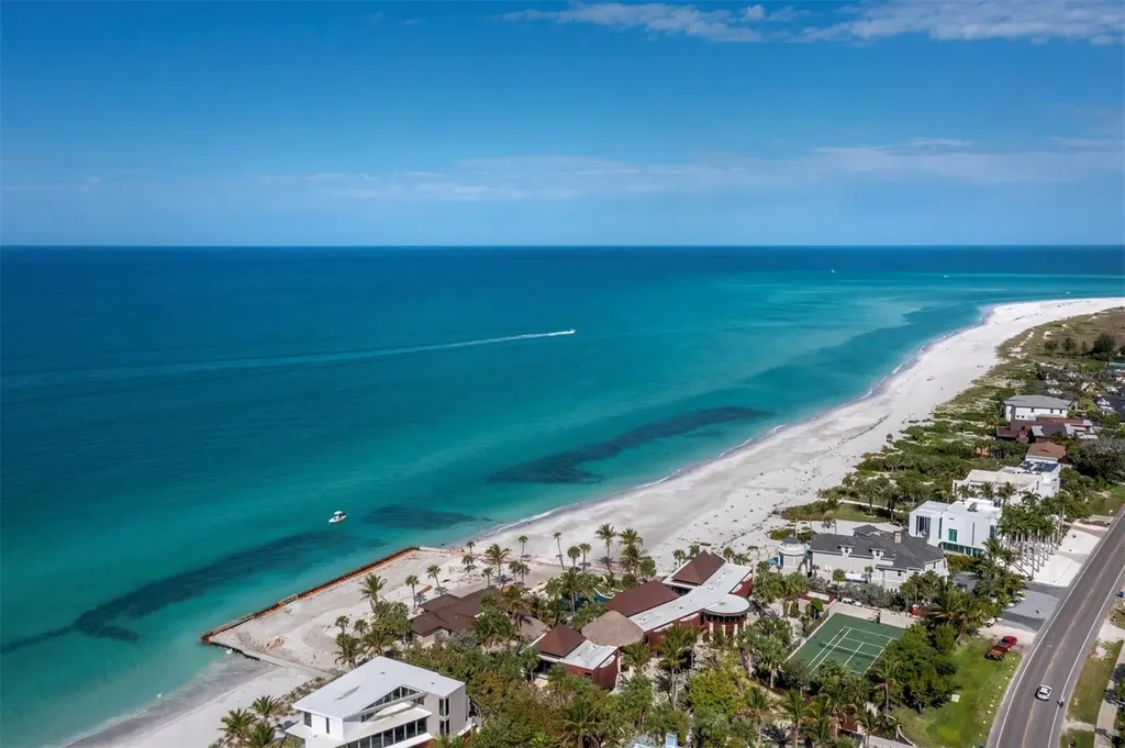 535 De Narvaez Drive Longboat Key FL 34228