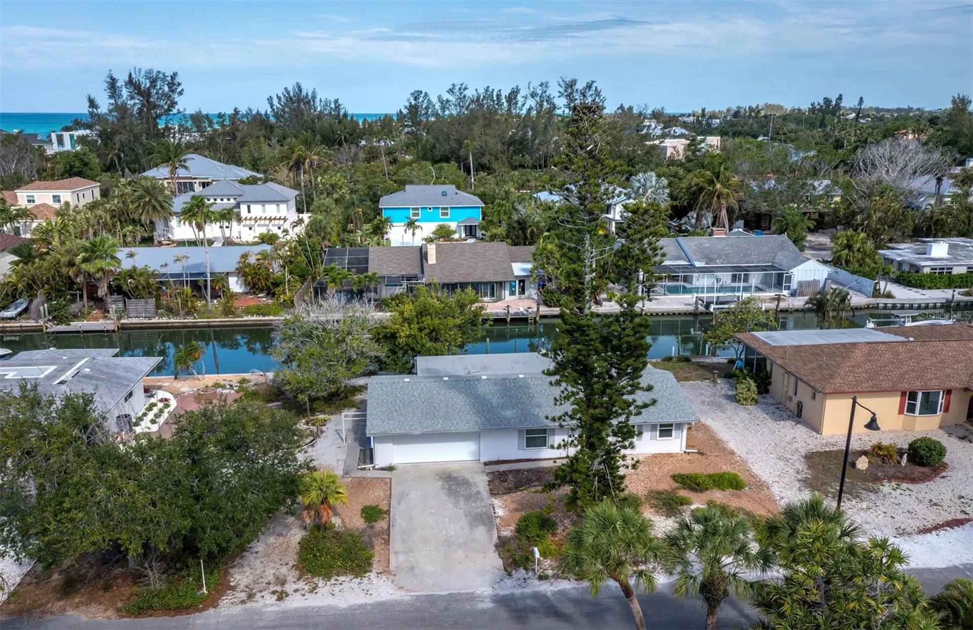 535 De Narvaez Drive Longboat Key FL 34228