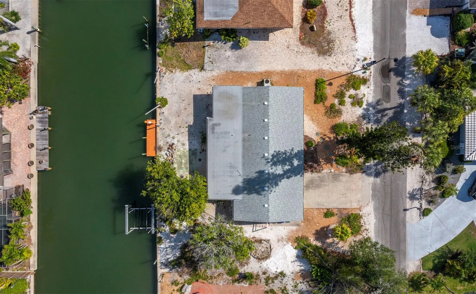535 De Narvaez Drive Longboat Key FL 34228