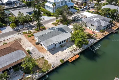 535 De Narvaez Drive Longboat Key FL 34228