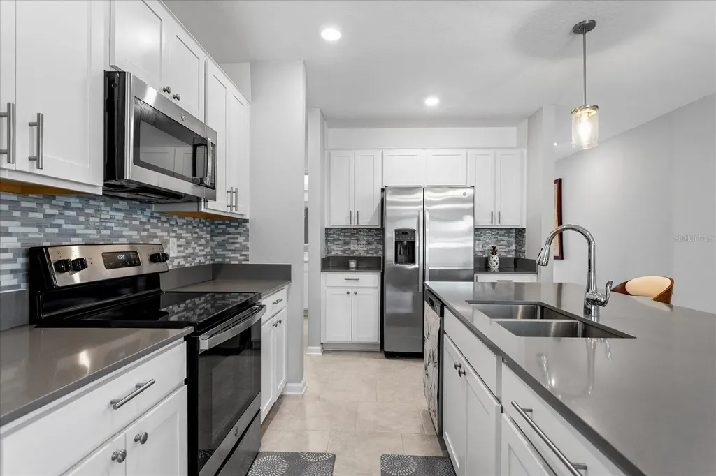 1805 Heart Lake Drive Groveland FL 34736
