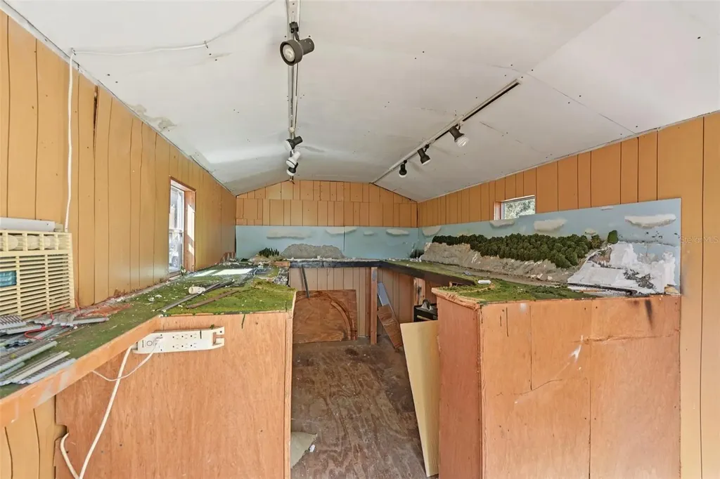 4923 Brookmeade Drive Sarasota FL 34232