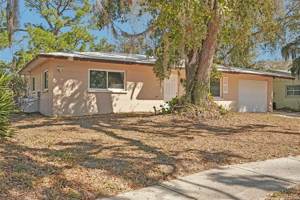 4923 Brookmeade Drive Sarasota FL 34232