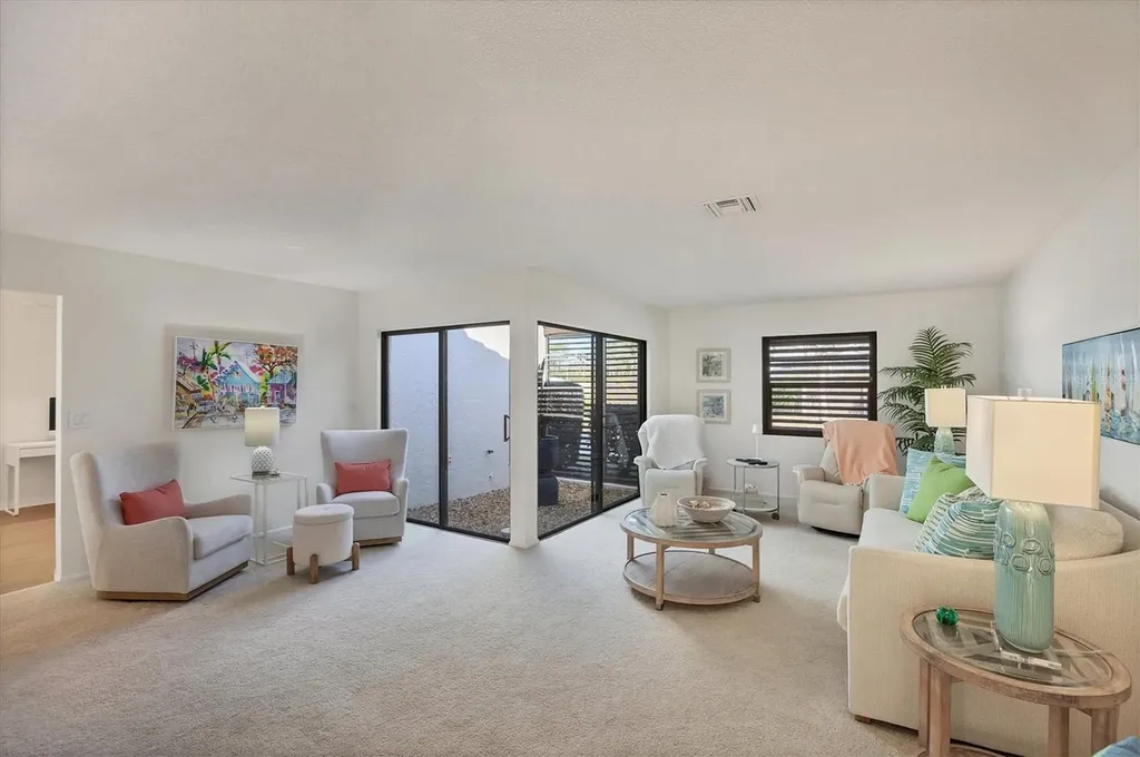 3919 Glen Oaks Manor Drive Sarasota FL 34232