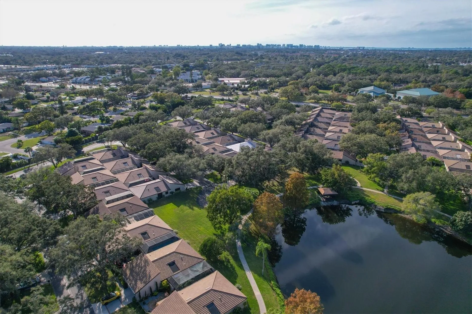 3919 Glen Oaks Manor Drive Sarasota FL 34232