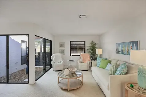 3919 Glen Oaks Manor Drive Sarasota FL 34232