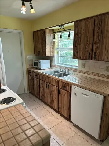 5301 NW 25th Place Gainesville FL 32606