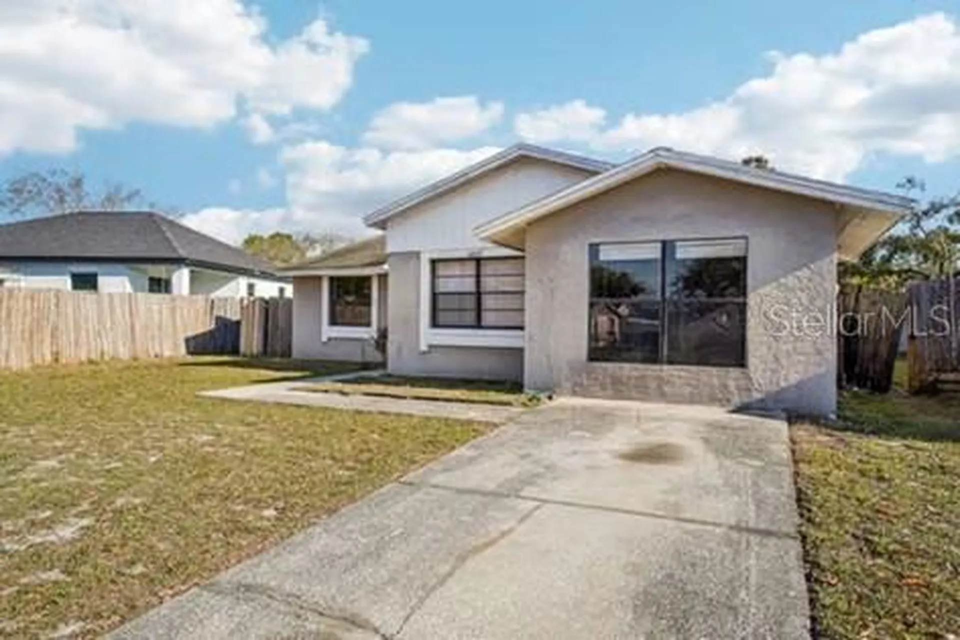 6807 White Cliffs Way Tampa FL 33625