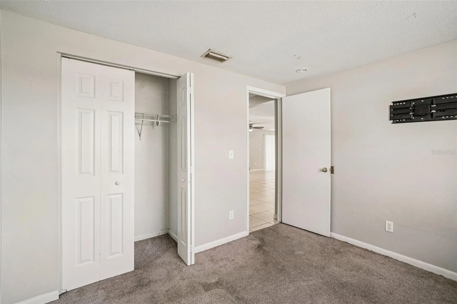 6807 White Cliffs Way Tampa FL 33625