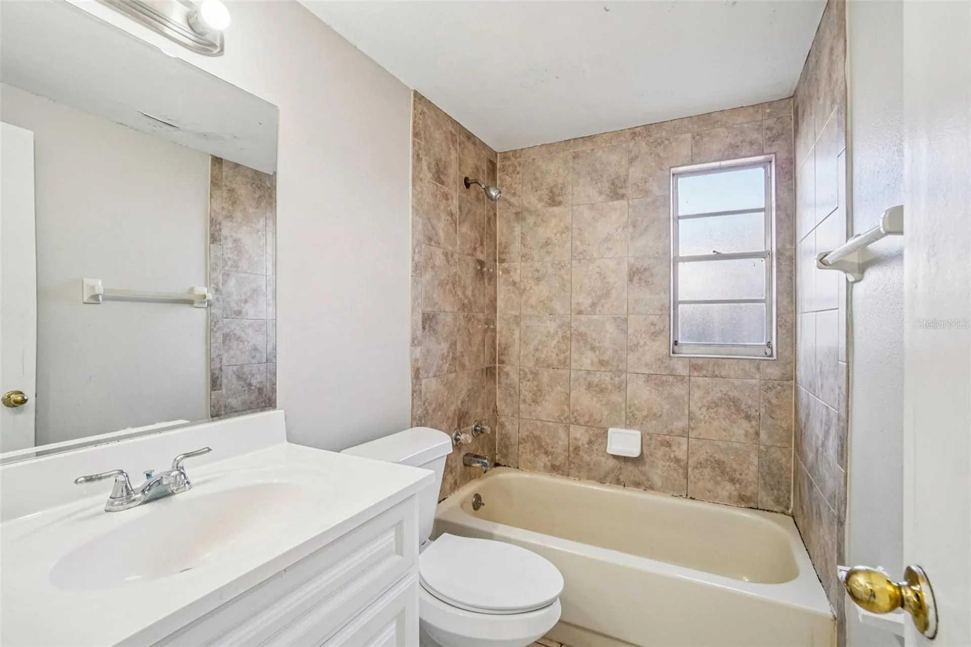 6807 White Cliffs Way Tampa FL 33625