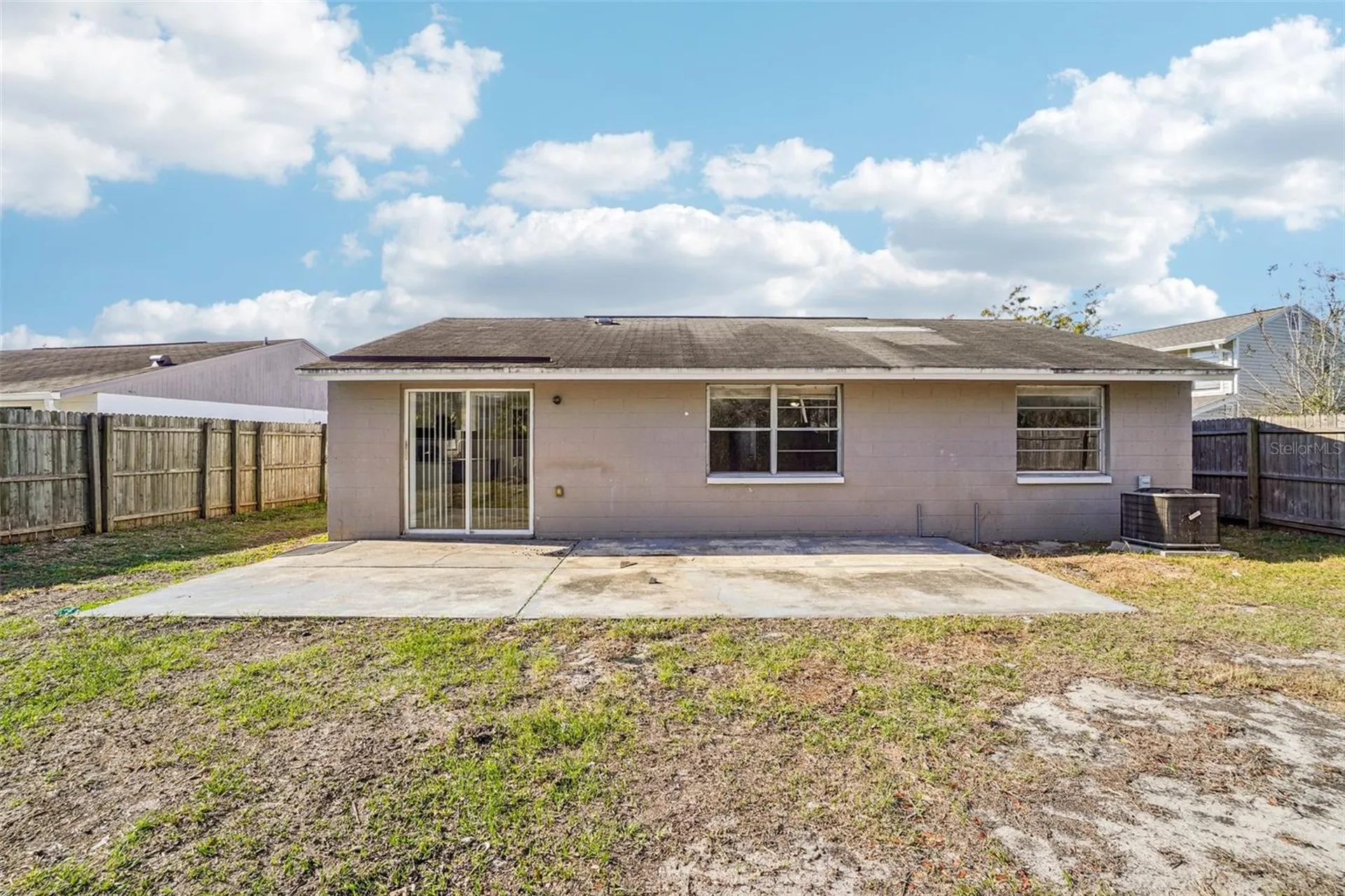 6807 White Cliffs Way Tampa FL 33625