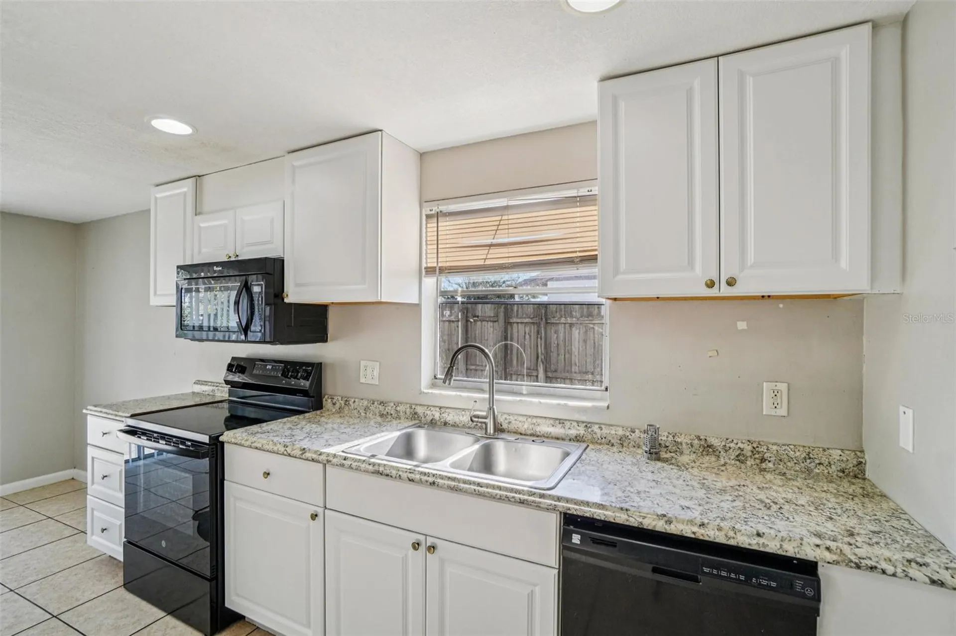 6807 White Cliffs Way Tampa FL 33625