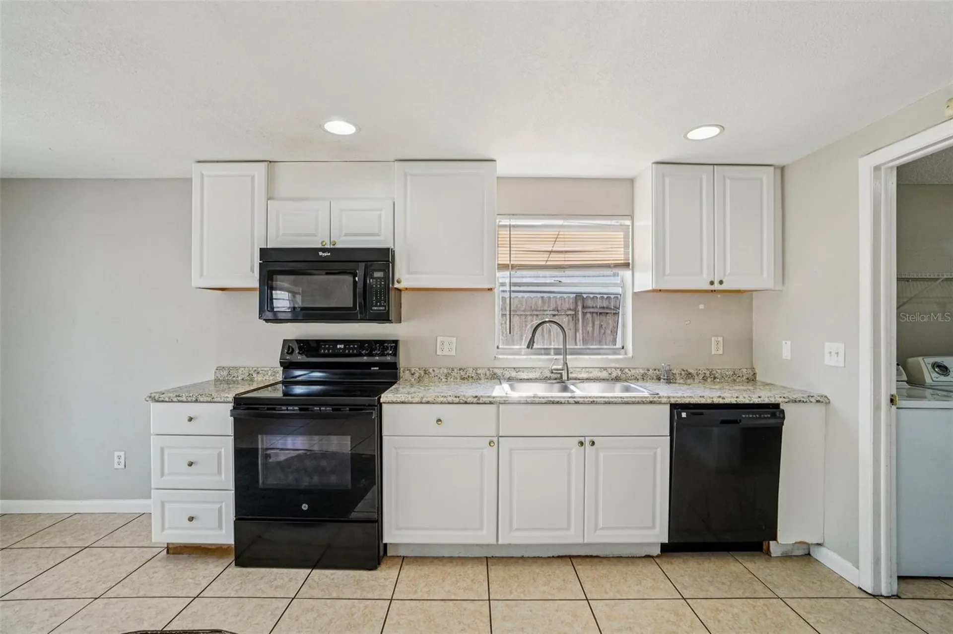 6807 White Cliffs Way Tampa FL 33625