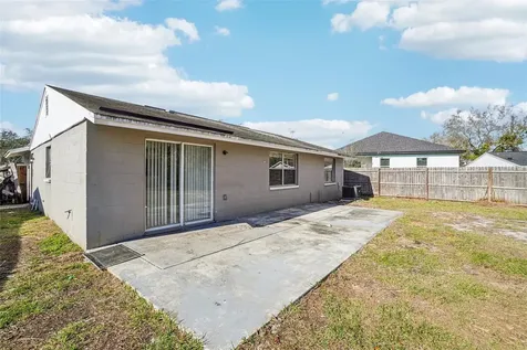 6807 White Cliffs Way Tampa FL 33625