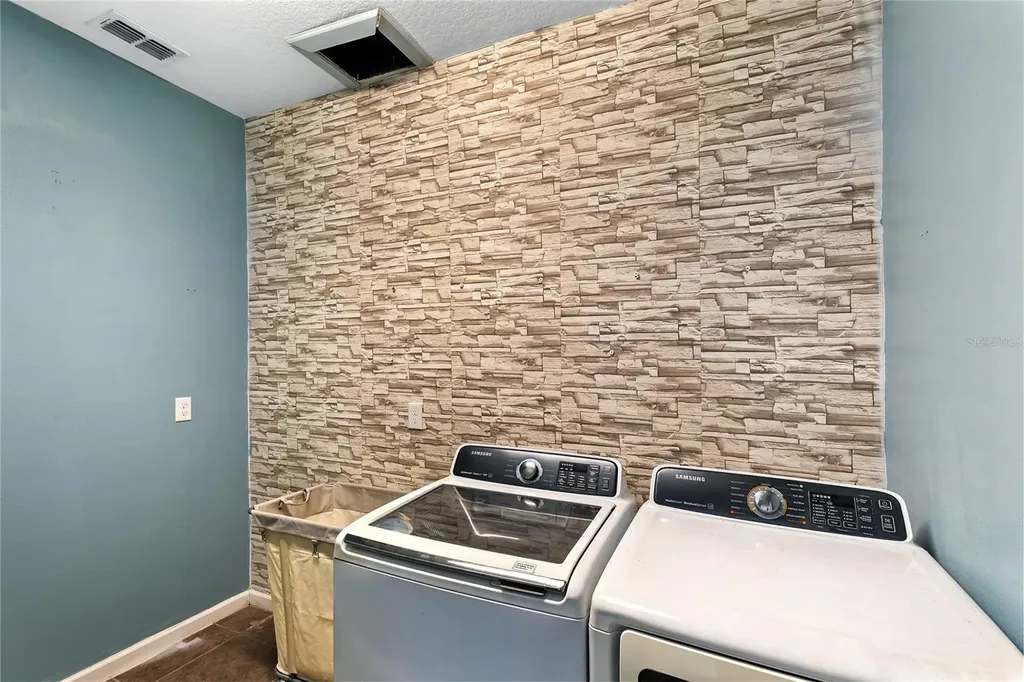 873 Haring Lane Mount Dora FL 32757