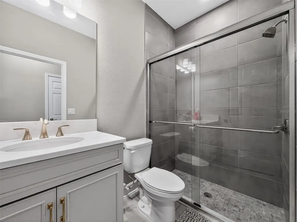 1673 Suttonset Trail Zephyrhills FL 33541