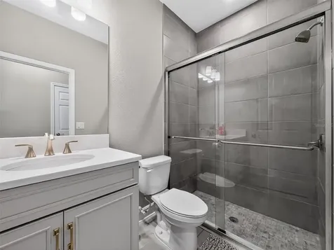 1673 Suttonset Trail Zephyrhills FL 33541