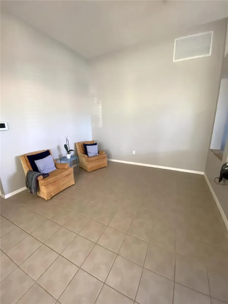 6020 Martinglade Place Lithia FL 33547