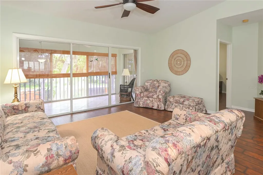 11300 Harbor Way Largo FL 33774