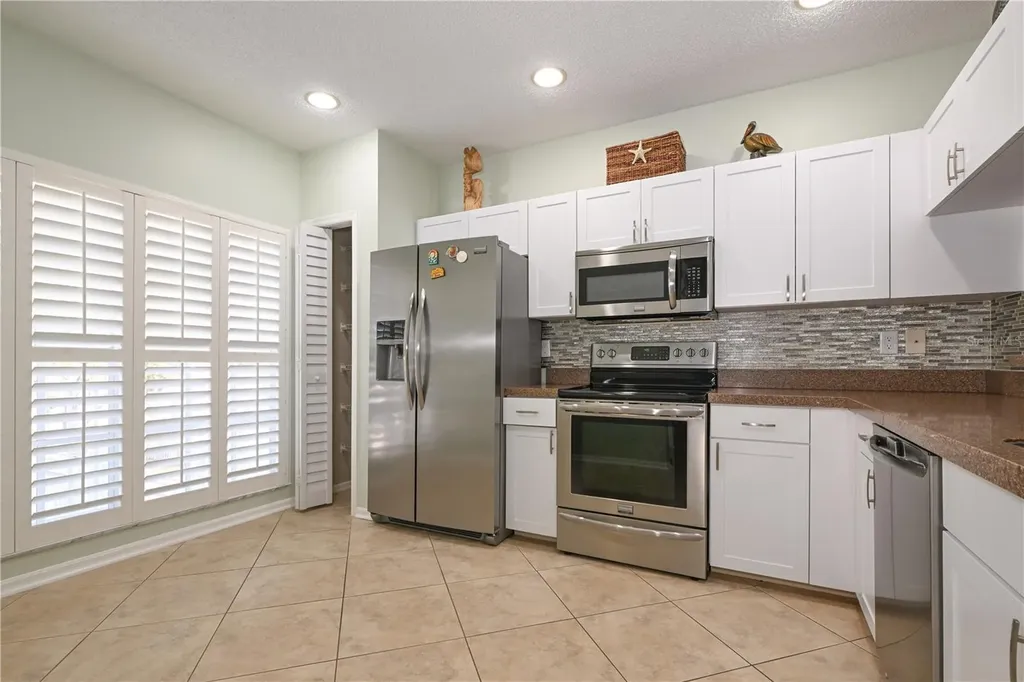11300 Harbor Way Largo FL 33774