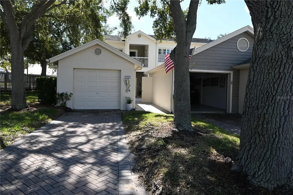 11300 Harbor Way Largo FL 33774