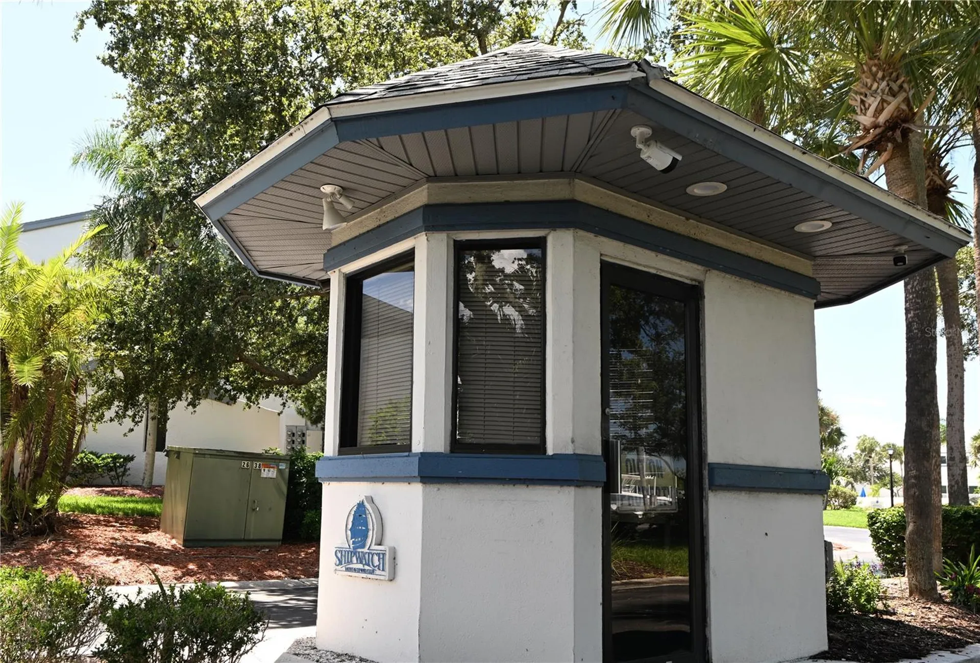 11300 Harbor Way Largo FL 33774