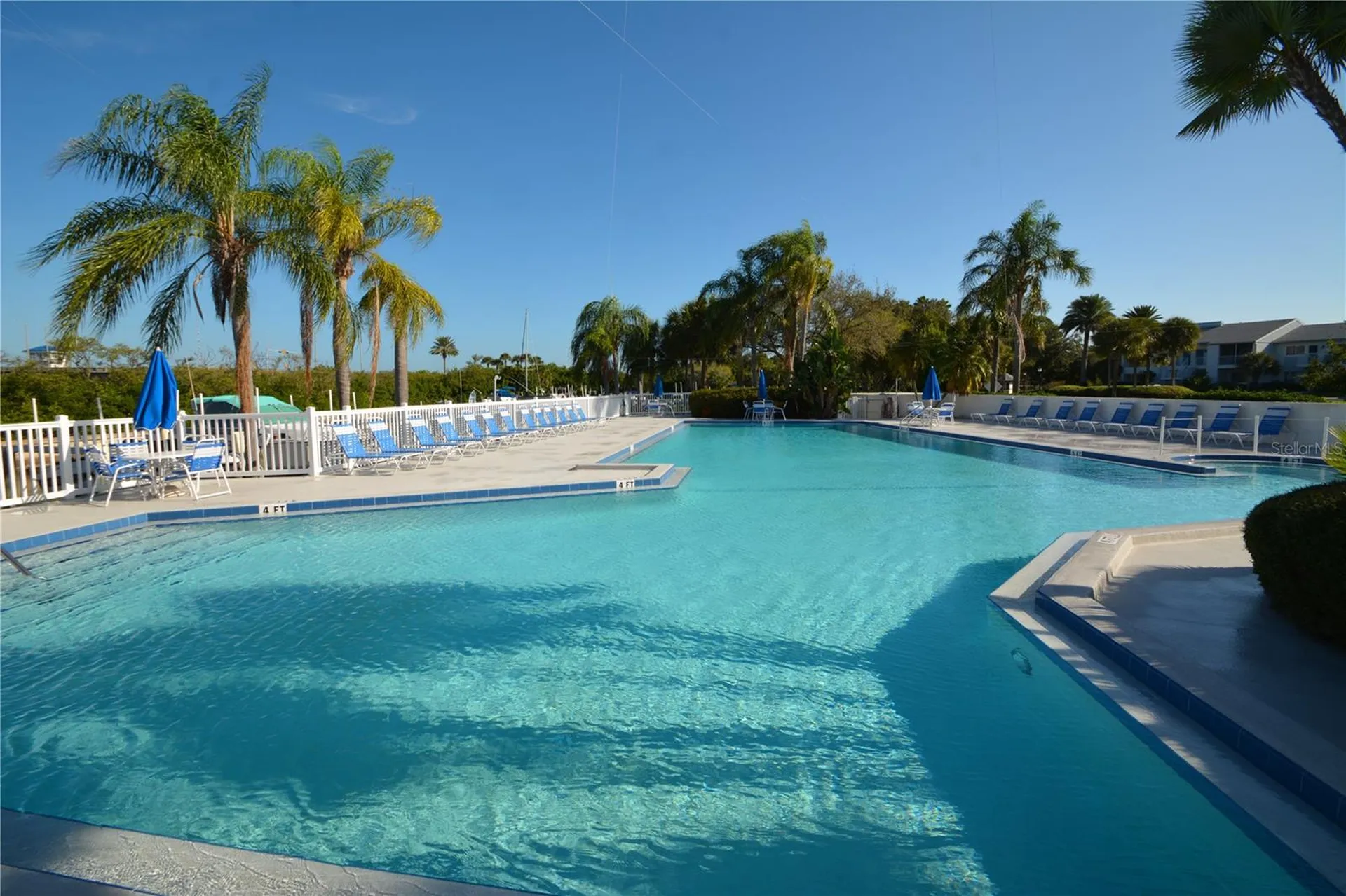 11300 Harbor Way Largo FL 33774