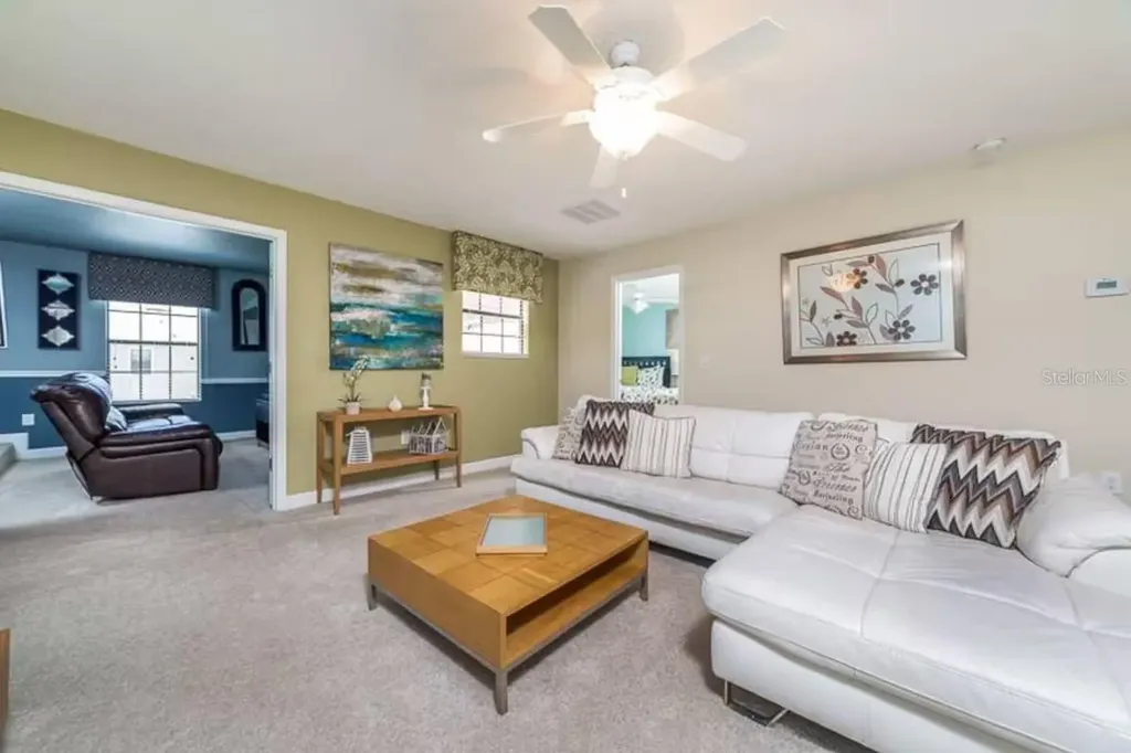 9043 Shadow Mountain Street Davenport FL 33896