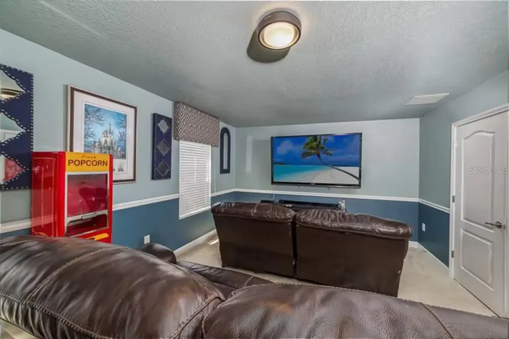 9043 Shadow Mountain Street Davenport FL 33896