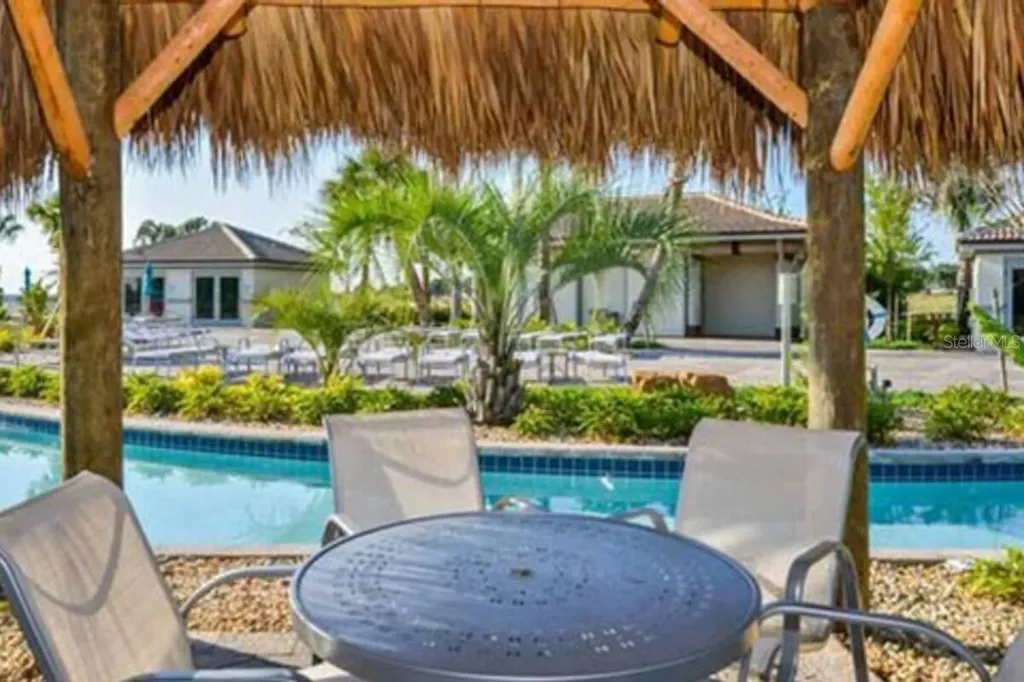 9043 Shadow Mountain Street Davenport FL 33896