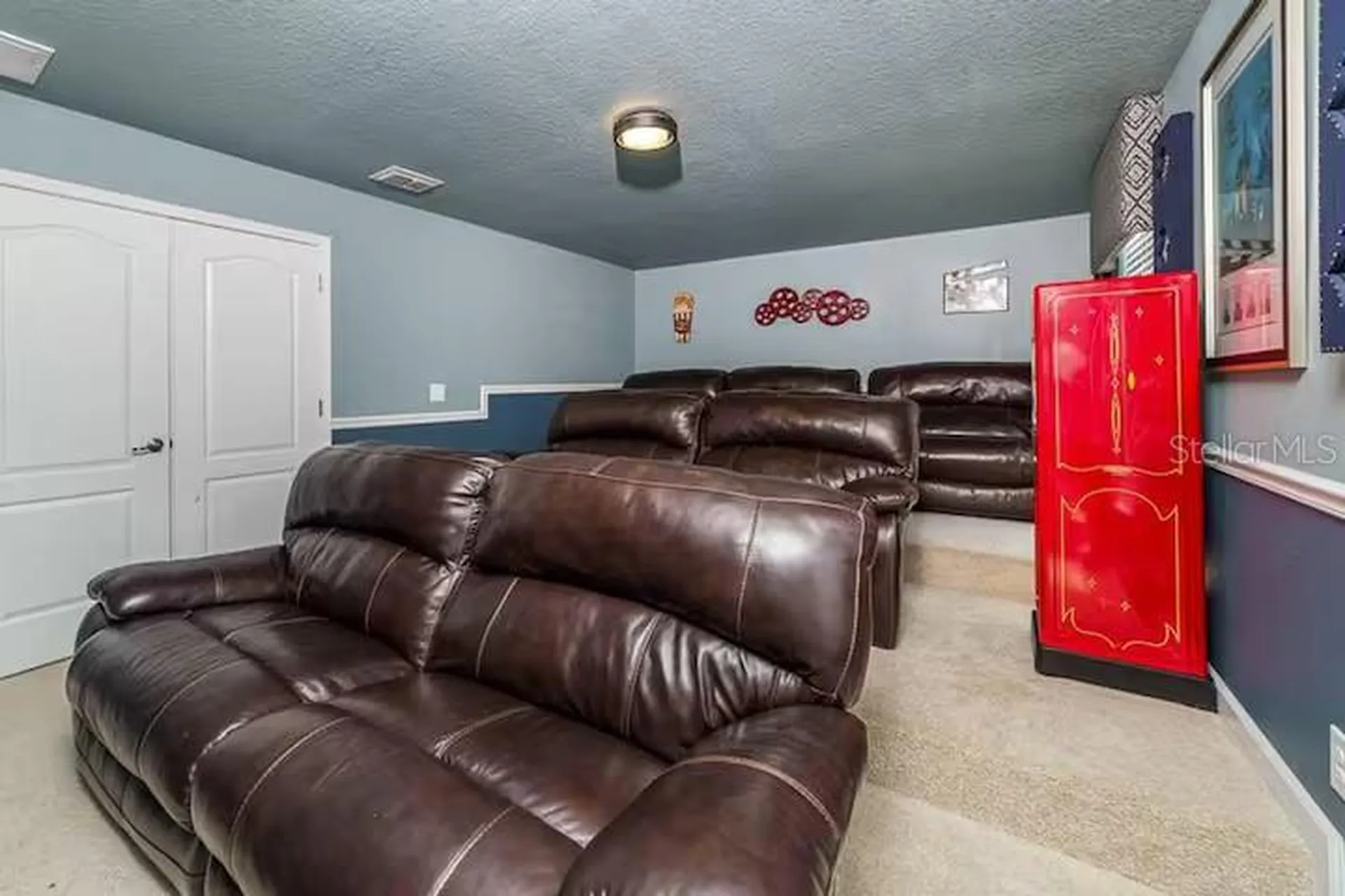 9043 Shadow Mountain Street Davenport FL 33896