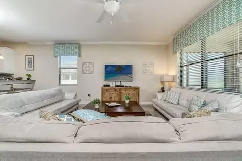 9043 Shadow Mountain Street Davenport FL 33896