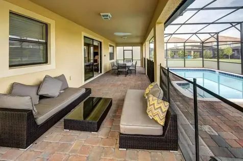 9043 Shadow Mountain Street Davenport FL 33896