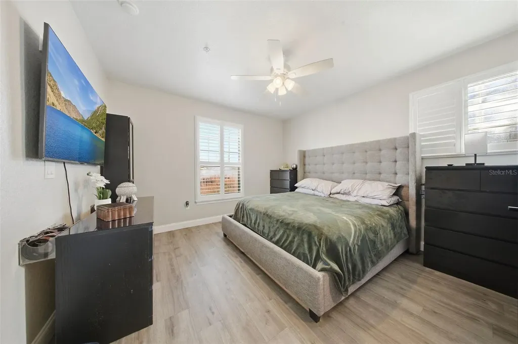 3702 Palm Desert Lane Orlando FL 32839
