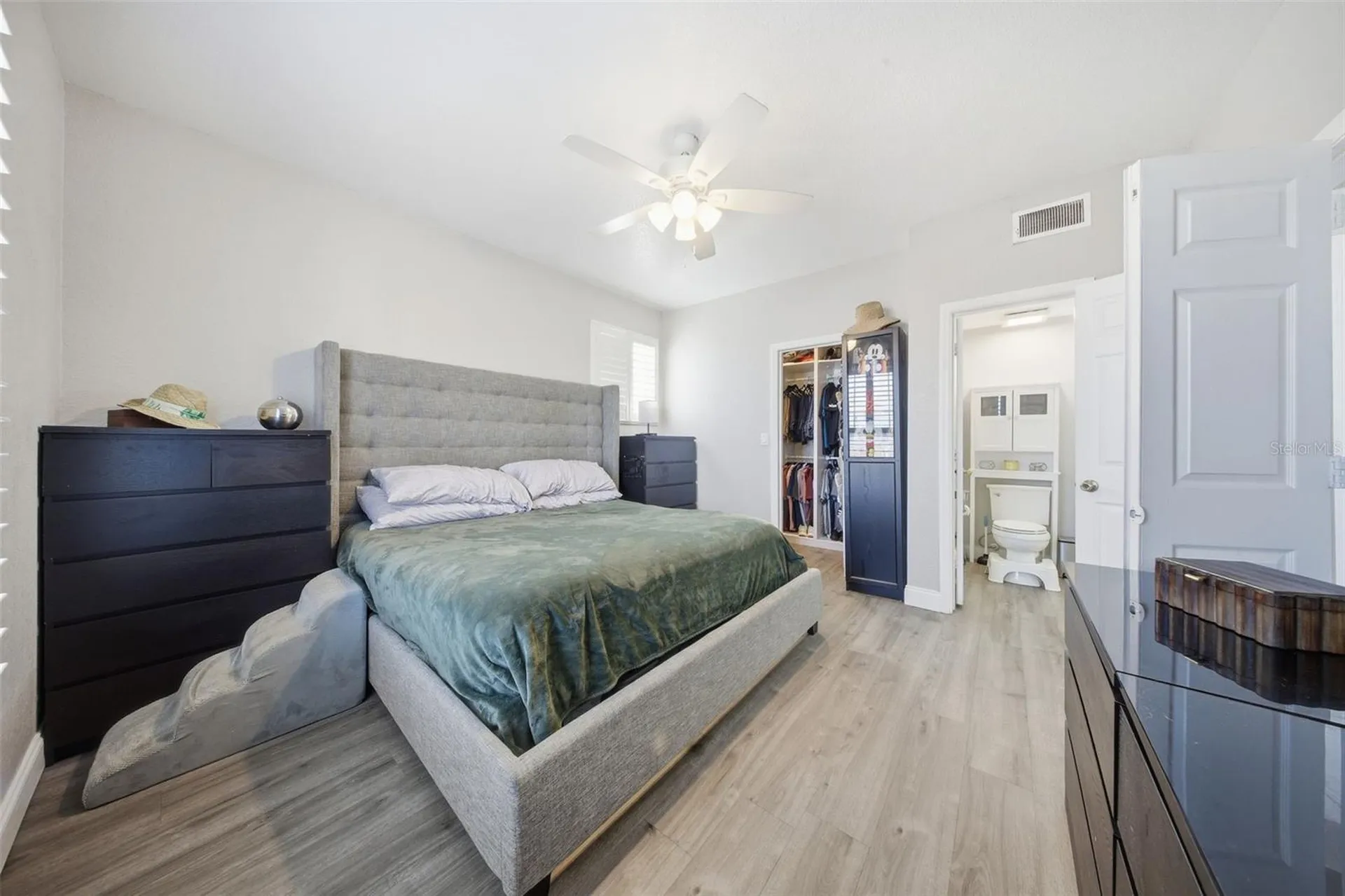 3702 Palm Desert Lane Orlando FL 32839