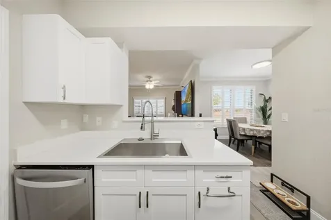 3702 Palm Desert Lane Orlando FL 32839