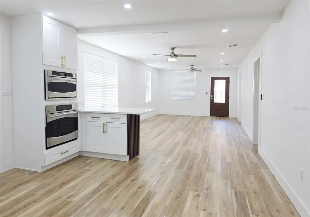 1205 E Emma Street Tampa FL 33603