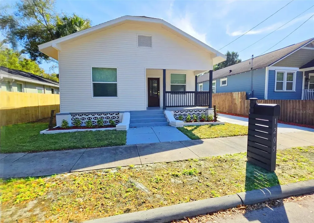 1205 E Emma Street Tampa FL 33603