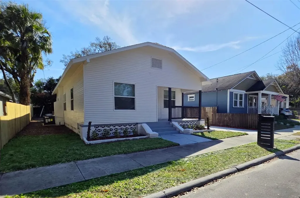 1205 E Emma Street Tampa FL 33603