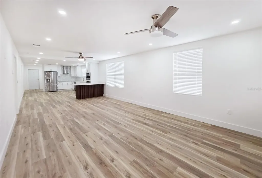 1205 E Emma Street Tampa FL 33603