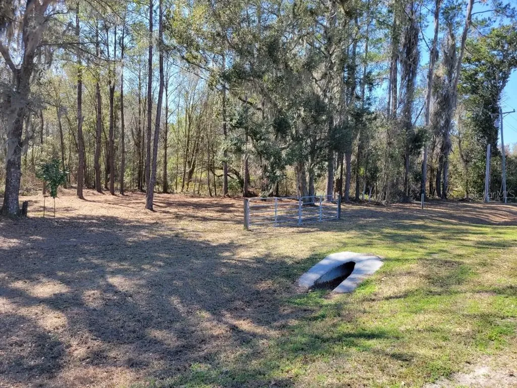 10133 SE Hawthorne Road Gainesville FL 32641