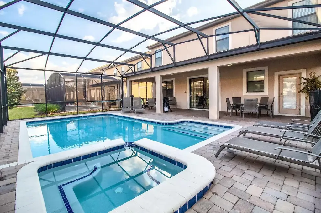 9022 Shadow Mountain Street Davenport FL 33896