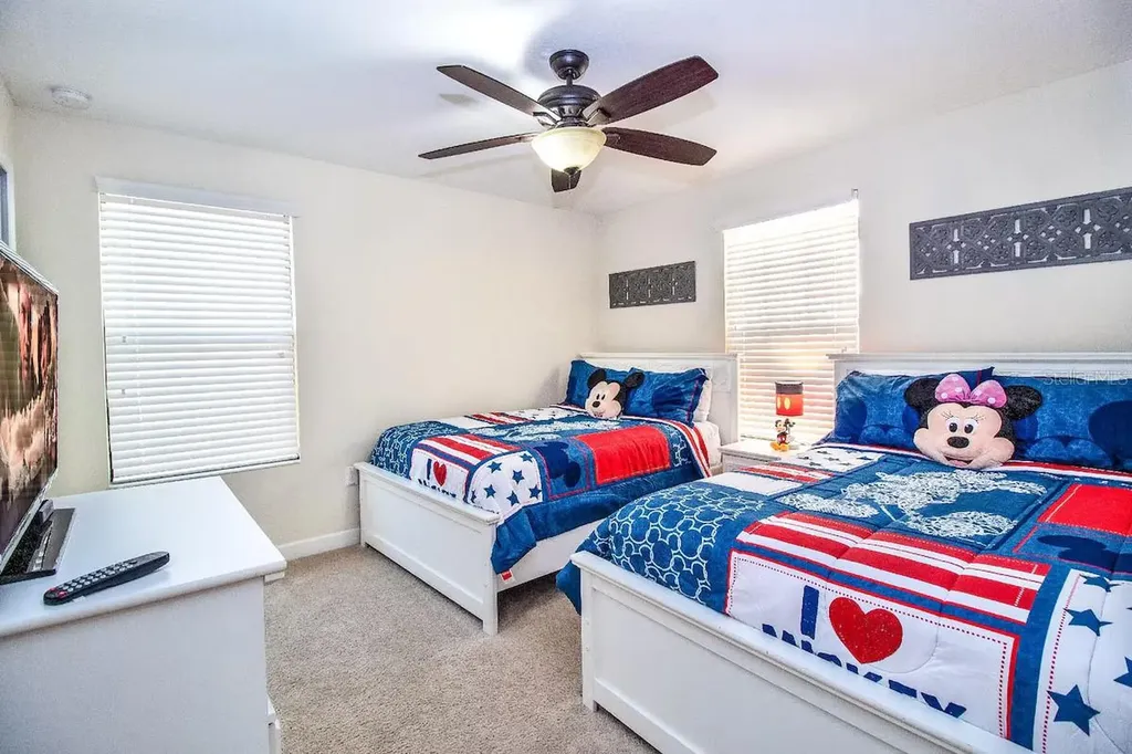 9022 Shadow Mountain Street Davenport FL 33896