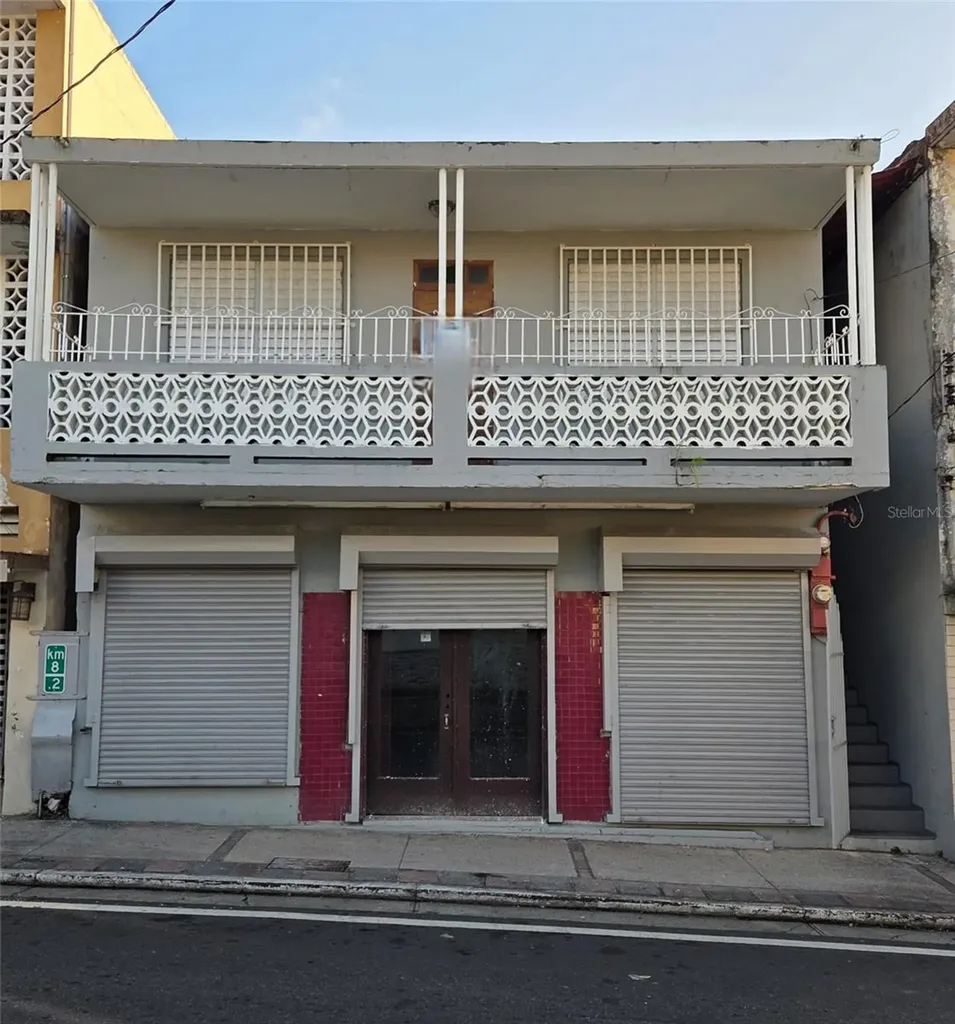 27 Calle Barbosa Las Piedras PR 00771