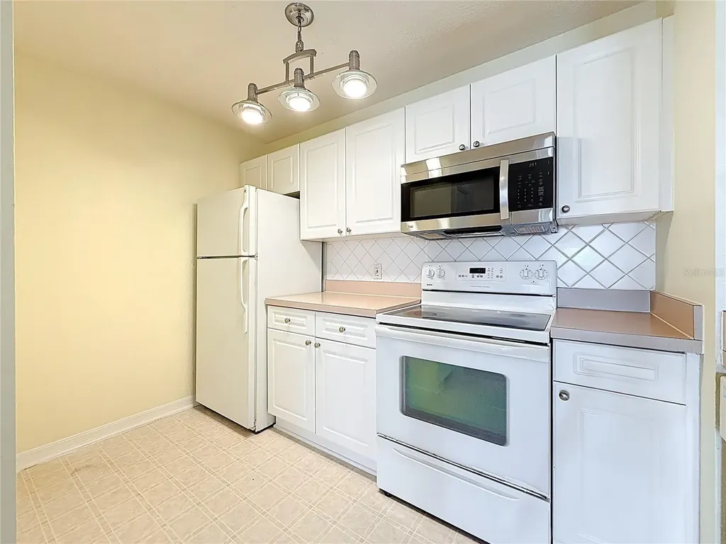18001 Richmond Place Drive Tampa FL 33647