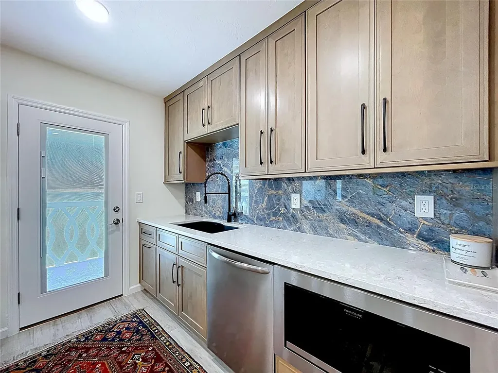 763 John Ringling Boulevard Sarasota FL 34236