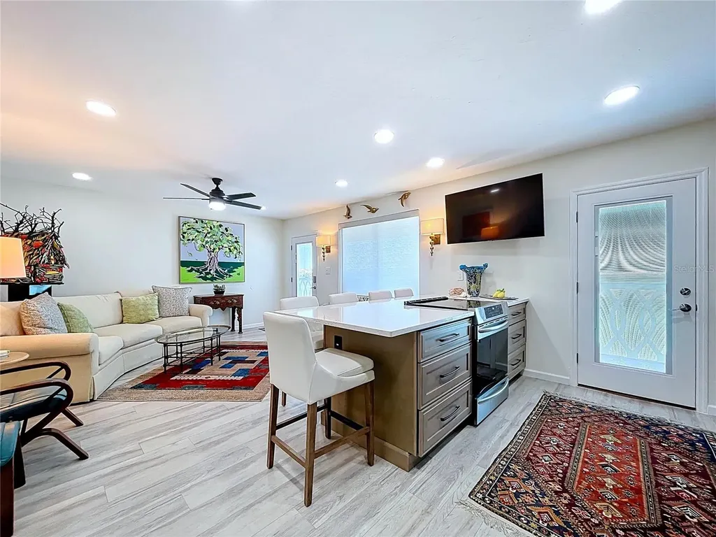 763 John Ringling Boulevard Sarasota FL 34236