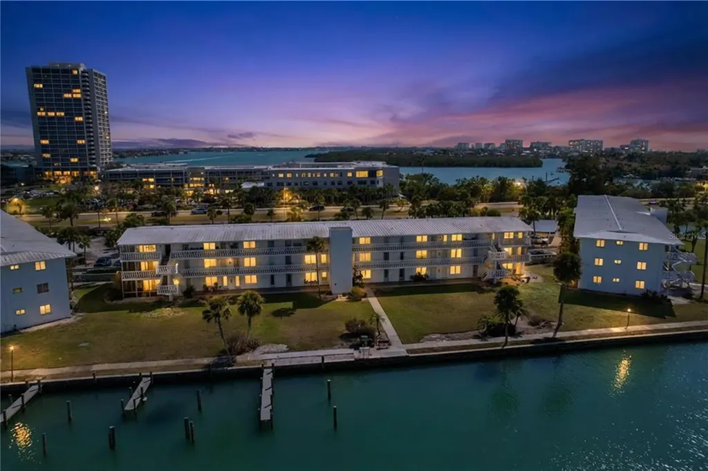 763 John Ringling Boulevard Sarasota FL 34236