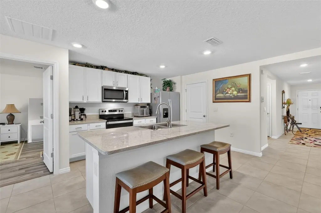 4656 Crossroads Lane Wildwood FL 34785