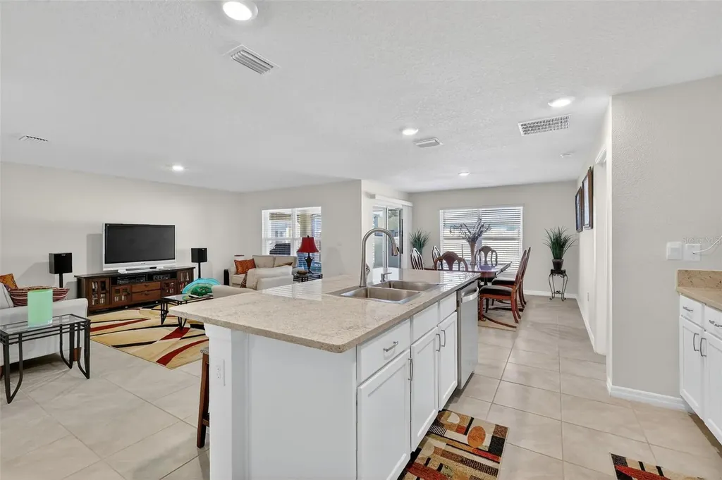 4656 Crossroads Lane Wildwood FL 34785